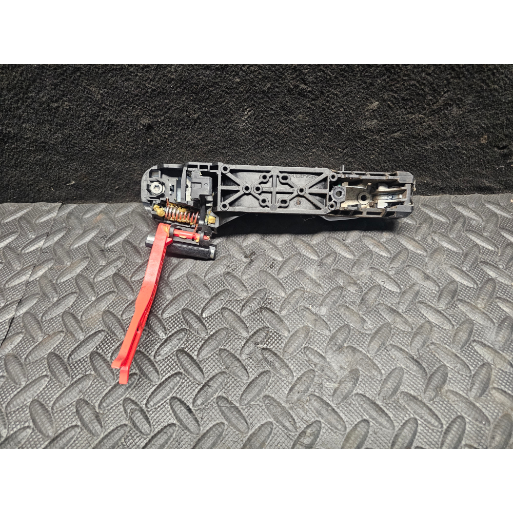 692110D904 MANIGLIA ESTERNA POSTERIORE DESTRA TOYOTA YARIS 3 III (P13)(2010>)