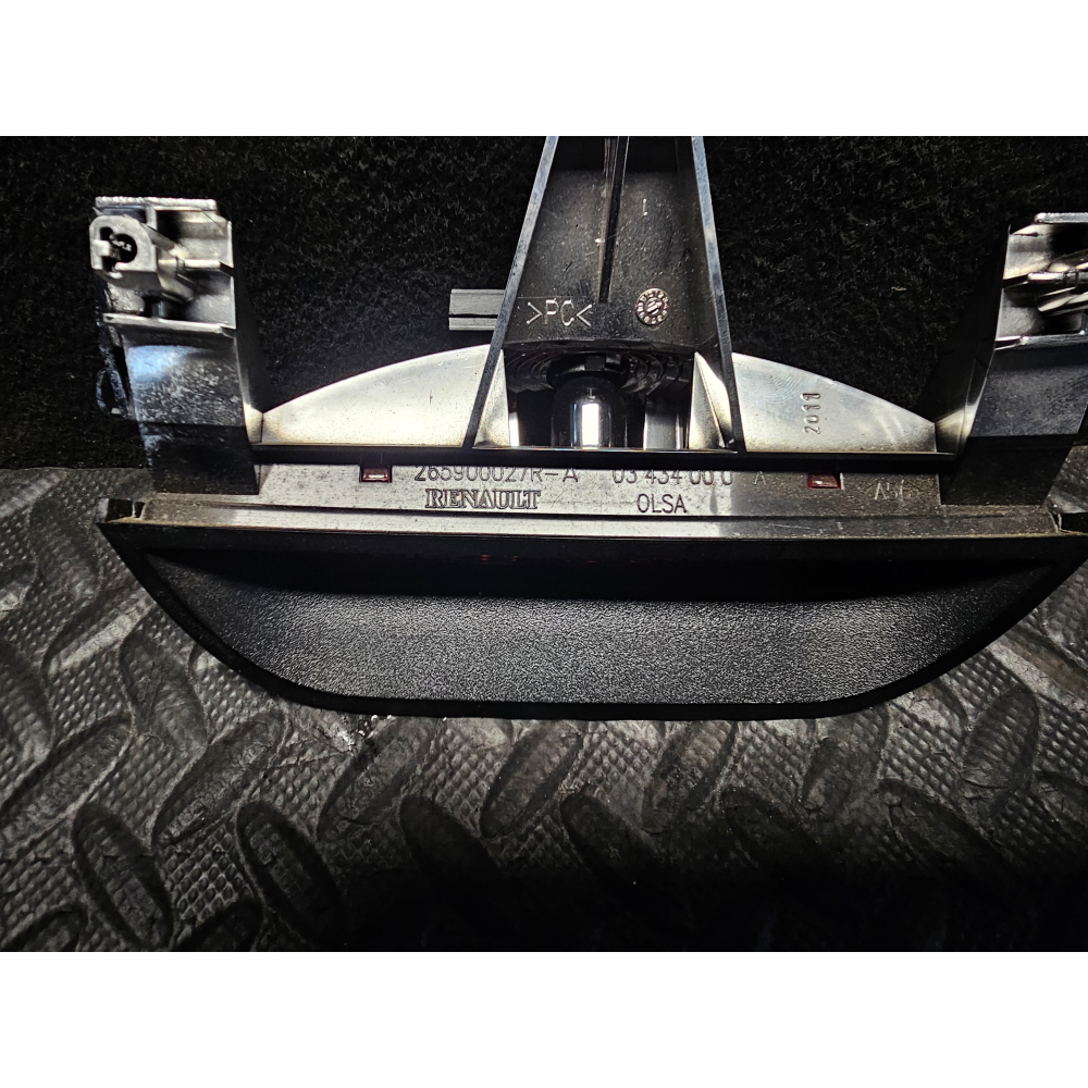 265900027R FANALE TERZO STOP POSTERIORE DACIA DUSTER (2010>)