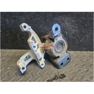 112102405R SUPPORTO MOTORE RENAULT KADJAR (HA,HL)(2015>) 1.5DCI