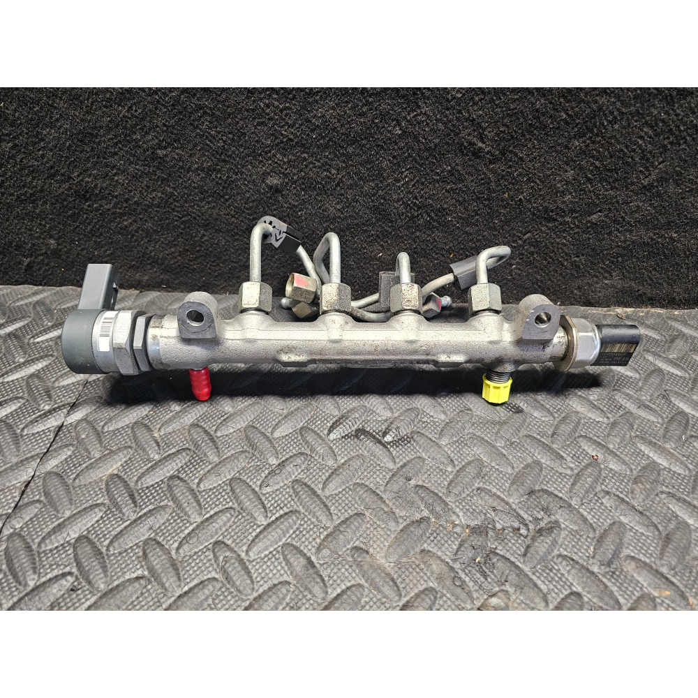 057130764AB 04L089B TUBO FLAUTO RAIL INIEZIONE AUDI SEAT SKODA VW 1.6D 2.0TDI