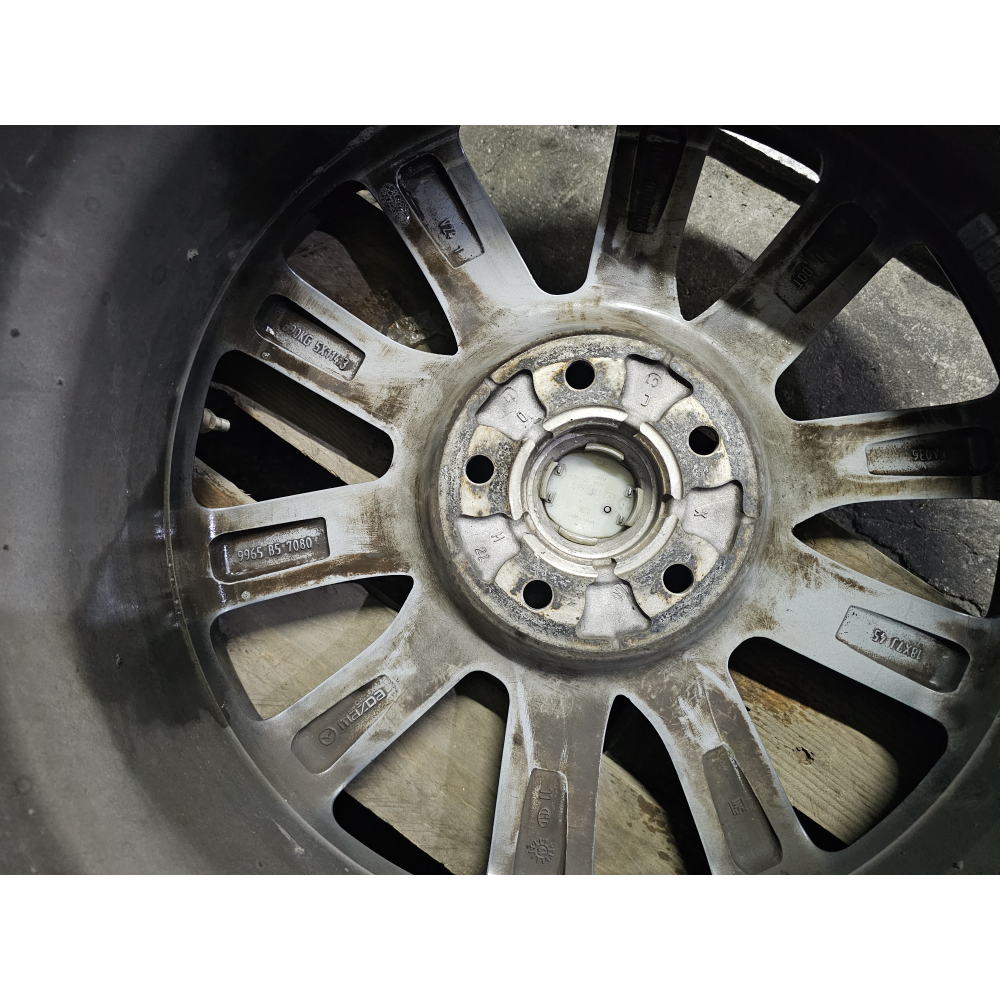 9965B57080 R18 SET 4 CERCHI IN LEGA MAZDA 3 (BP)(2019>) SENZA GOMME