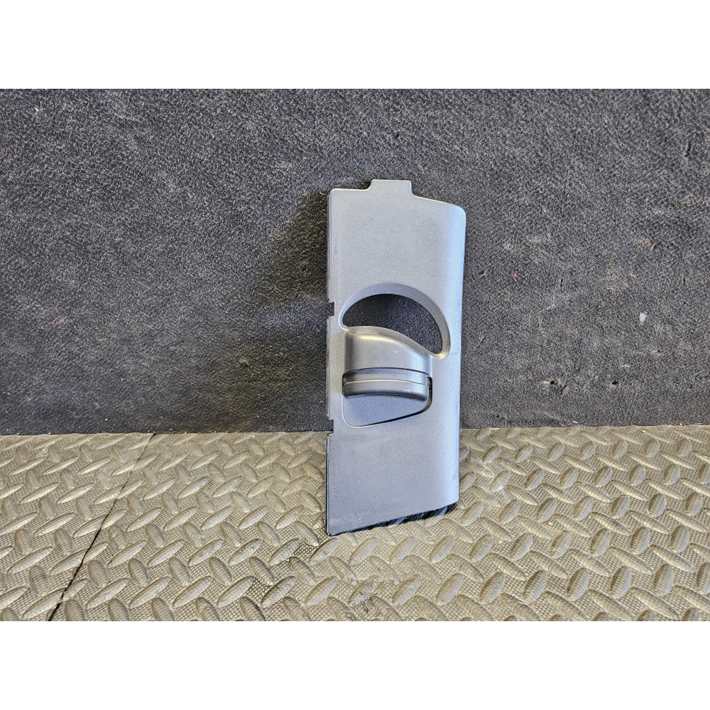 BCJH-681A1 MODANATURA RIVESTIMENTO CINTURA DESTRA MAZDA 3 (BP)(2019>)