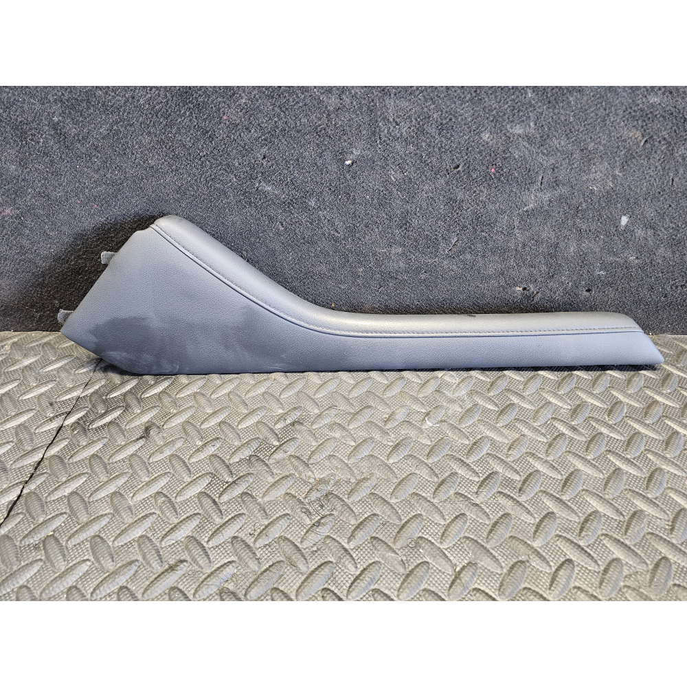 BDGF64924 MODANATURA RIVESTIMENTO TUNNEL SINISTRA MAZDA 3 (BP)(2019>)