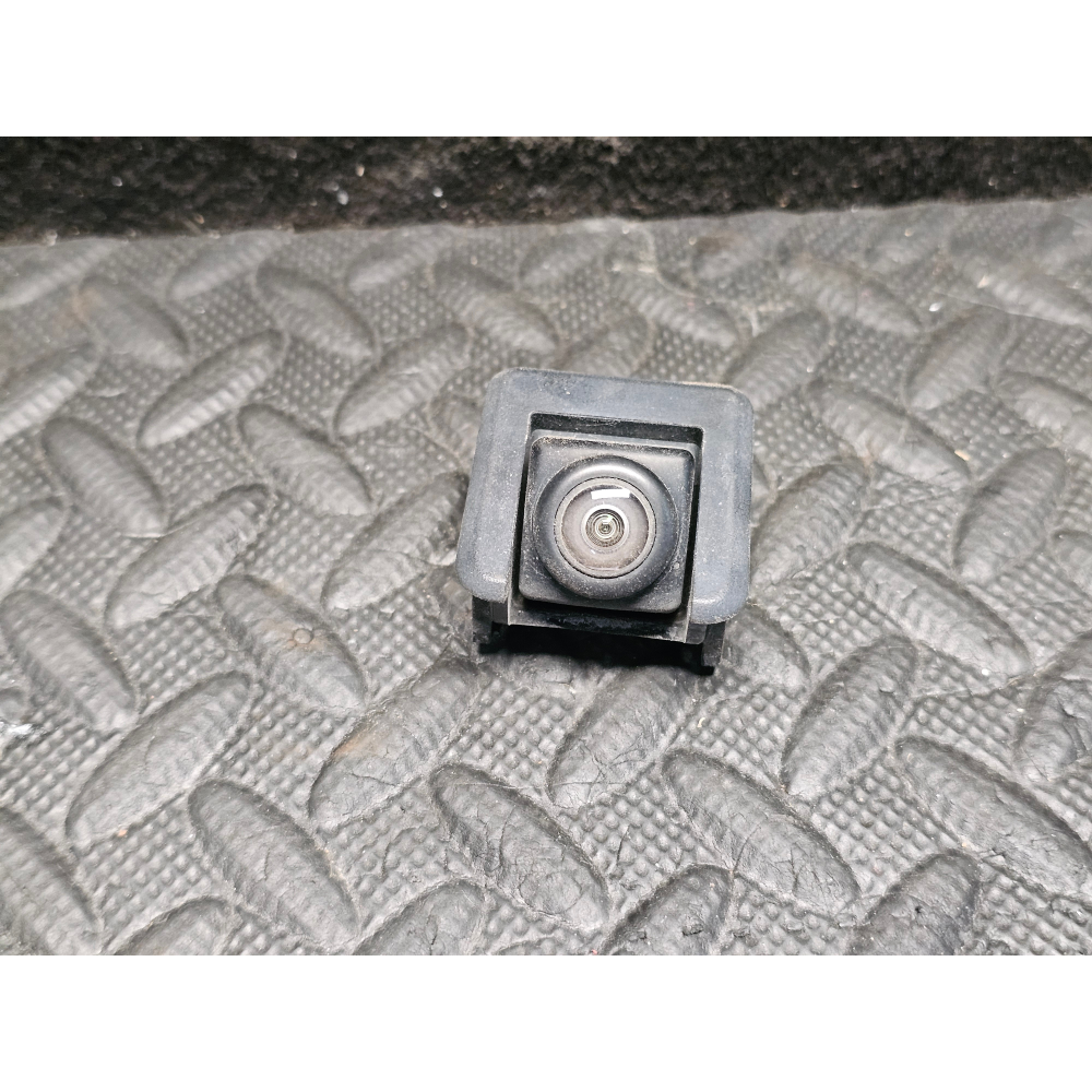 B0L1-67RC0 TELECAMERA RETROMARCIA PARAURTI POSTERIORE MAZDA 3 (BP)(2019>)