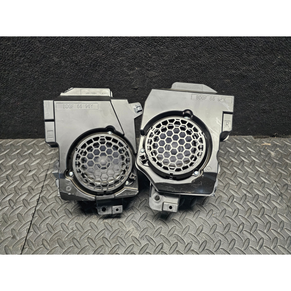 BDGF6696Y BDGF6696X KIT 2 CASSE ALTOPARLANTI PORTA ANTERIORE MAZDA 3 (BP)(2019>)