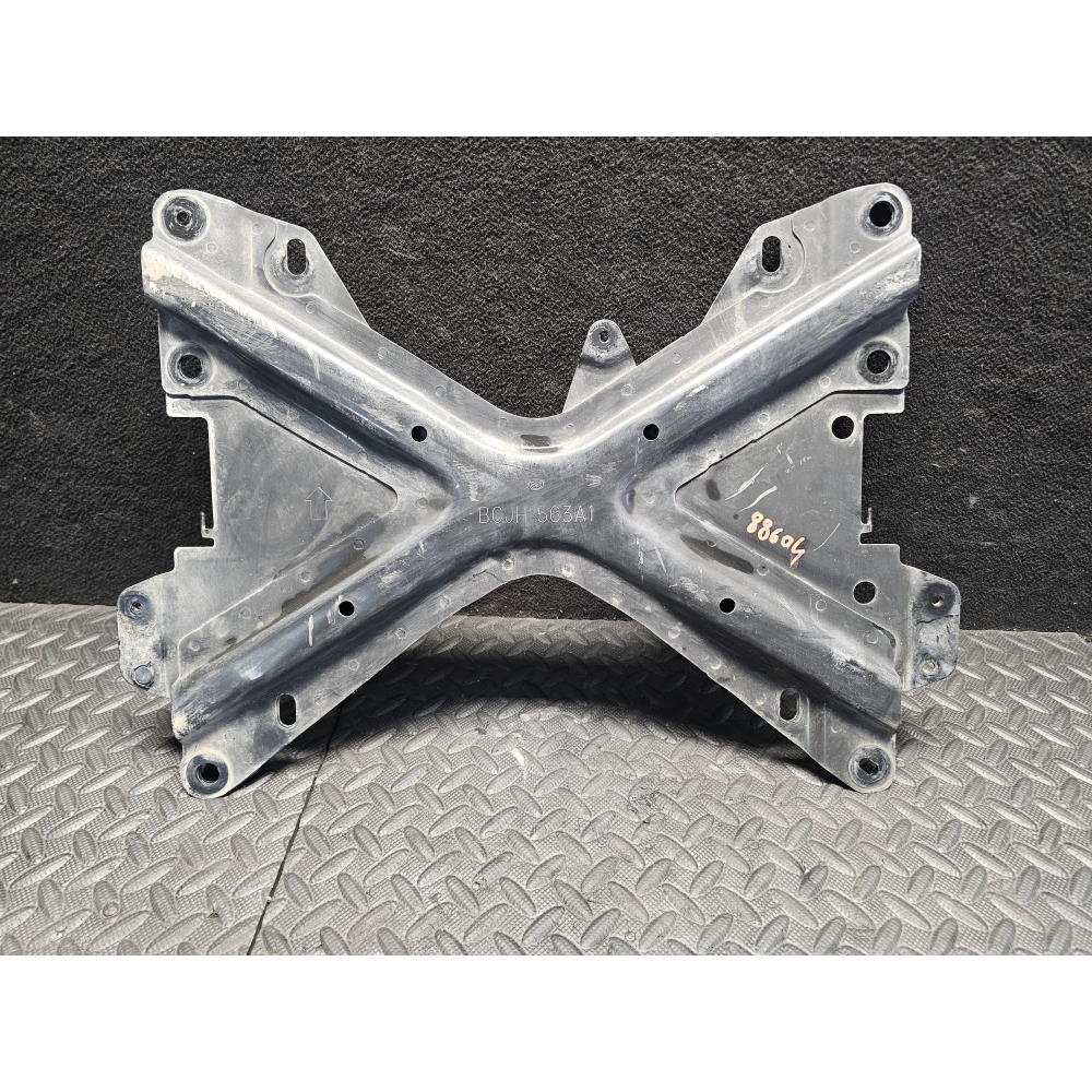 BCJH563A1 PROTEZIONE CARTER SOTTOSCOCCA MARMITTA MAZDA 3 (BP)(2019>) 1.8SKYACTIV-D 85KW 116CV S8