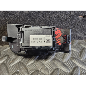 BDGF66370 INTERRUTTORE ALZAVETRO POSTERIORE DESTRO MAZDA 3 (BP)(2019>)