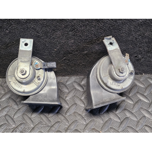 KUH-70A KIT 2 TROMBE AVVISATORE ACUSTICO TROMBA CLACSON MAZDA 3 (BP)(2019>)