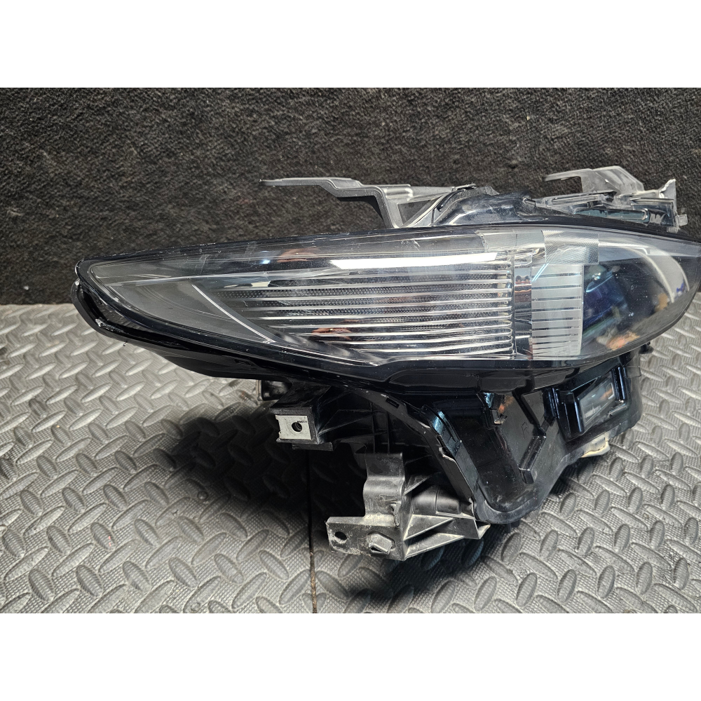 B0L5-67890 FARO FANALE ANTERIORE DX DESTRO FULL LED* MAZDA 3 (BP)(2019>)