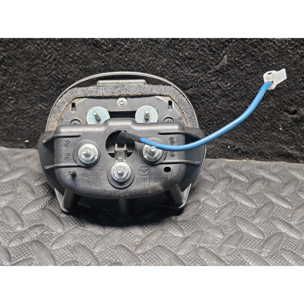 BDMT-50854 MANIGLIA APERTURA PORTELLONE POSTERIORE MAZDA 3 (BP)(2019>)