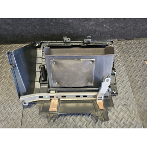 BEPN-64261 CASSETTO VANO PORTAOGGETTI MAZDA 3 (BP)(2019>)