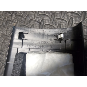 BCKD68930 MODANATURA COFANO BAULE POSTERIORE SUPERIORE MAZDA 3 (BP)(2019>)