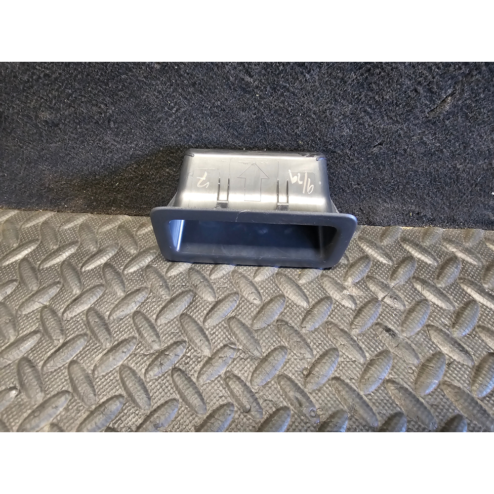 KB7W-68966 MANIGLIA APERTURA PORTELLONE POSTERIORE INTERNA MAZDA 3 (BP)(2019>)