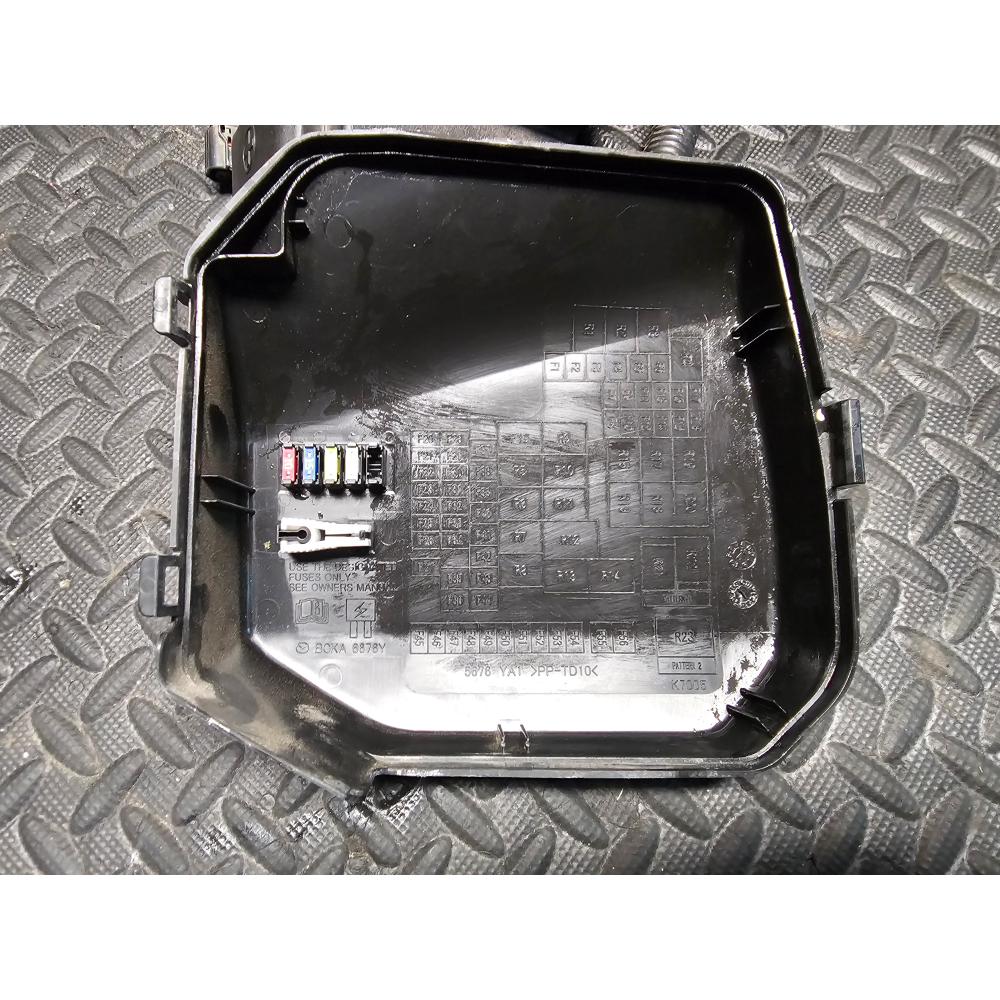 BCKA66765 BCKB66765 CENTRALINA SCATOLA PORTAFUSIBILI MAZDA 3 (BP)(2019>) 1.8SKYACTIV-D 85KW 116CV S8