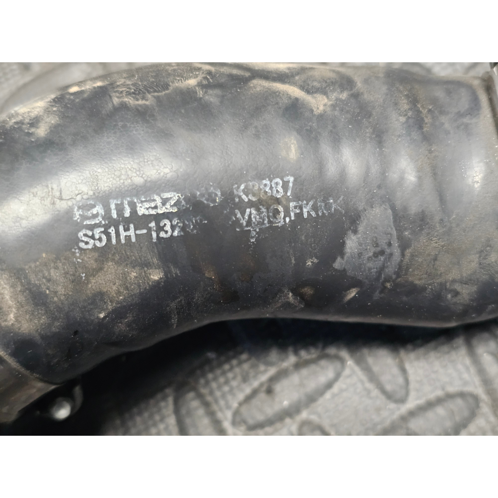 S80113241 S51H-13222 TUBO MANICOTTO ASPIRAZIONE ARIA MAZDA 3 (BP)(2019>) 1.8SKYACTIV-D 85KW 116CV S8