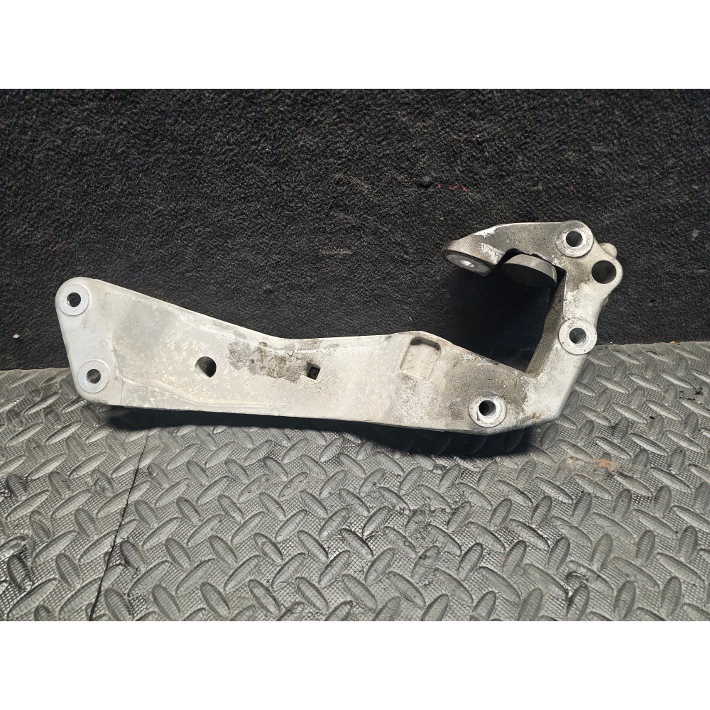 22326777615 SUPPORTO CAMBIO MOTORE F10 BMW SERIE 5 TOURING (F11)(2009-2017) 3.0D XDRIVE 249CV 183KW N57D30A 2017