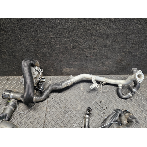 50544741 68312761AD VALVOLA+ KIT TUBI ACQUA RAFFREDDAMENTO RADIATORE ALFA ROMEO GIULIA 2 (952)(2015>) 2.0 Q4 55273835