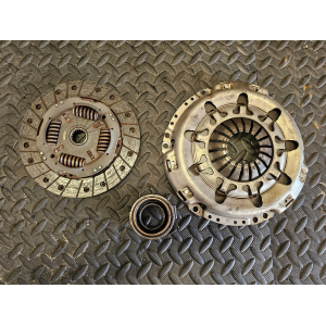 312500D190 80% KIT DISCO FRIZIONE SPINGIDISCO TOYOTA YARIS 3 III (P13)(2010>) 1.0 1KR