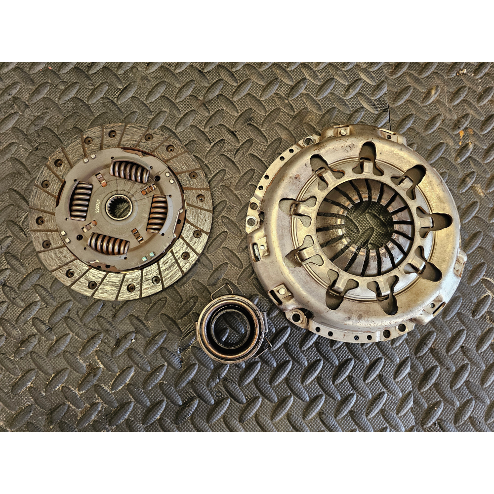 312500D190 80% KIT DISCO FRIZIONE SPINGIDISCO TOYOTA YARIS 3 III (P13)(2010>) 1.0 1KR