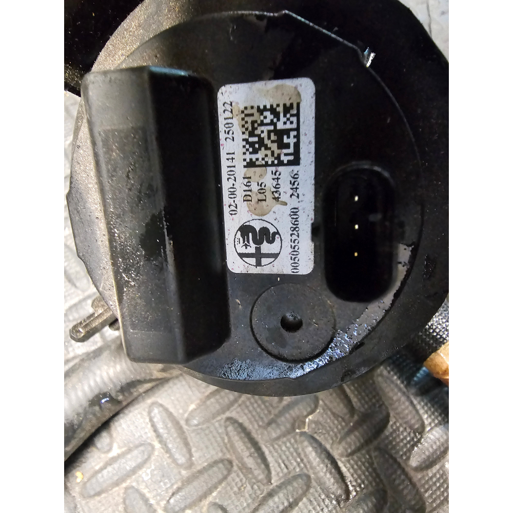 50544741 68312761AD VALVOLA+ KIT TUBI ACQUA RAFFREDDAMENTO RADIATORE ALFA ROMEO GIULIA 2 (952)(2015>) 2.0 Q4 55273835