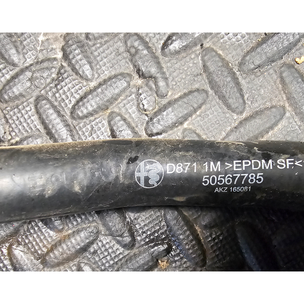 50544741 68312761AD VALVOLA+ KIT TUBI ACQUA RAFFREDDAMENTO RADIATORE ALFA ROMEO GIULIA 2 (952)(2015>) 2.0 Q4 55273835