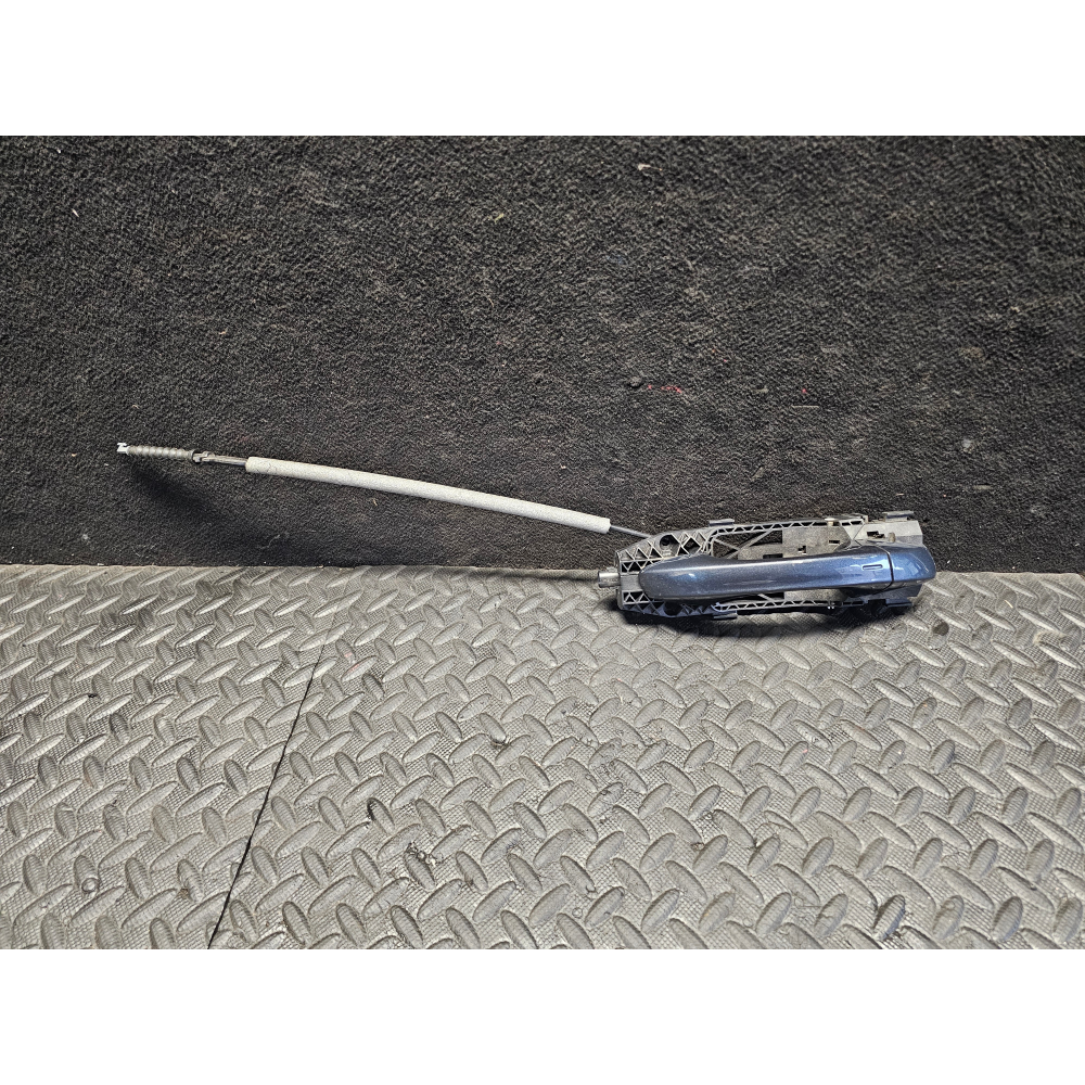 5G0837206QGRU MANIGLIA ESTERNA ANTERIORE DESTRA GOLF 7 VII(5G1)(2017-2020)