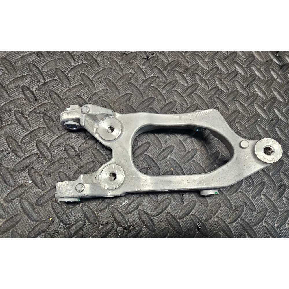 50054285 05281576AB SUPPORTO MOTORE ALTERNATORE JEEP WRANGLER 4 IV (JL)(2019>) 2.0 T-GDI 272CV 200KW 46339240