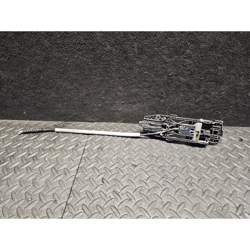 5G0837206QGRU MANIGLIA ESTERNA ANTERIORE DESTRA GOLF 7 VII(5G1)(2017-2020)