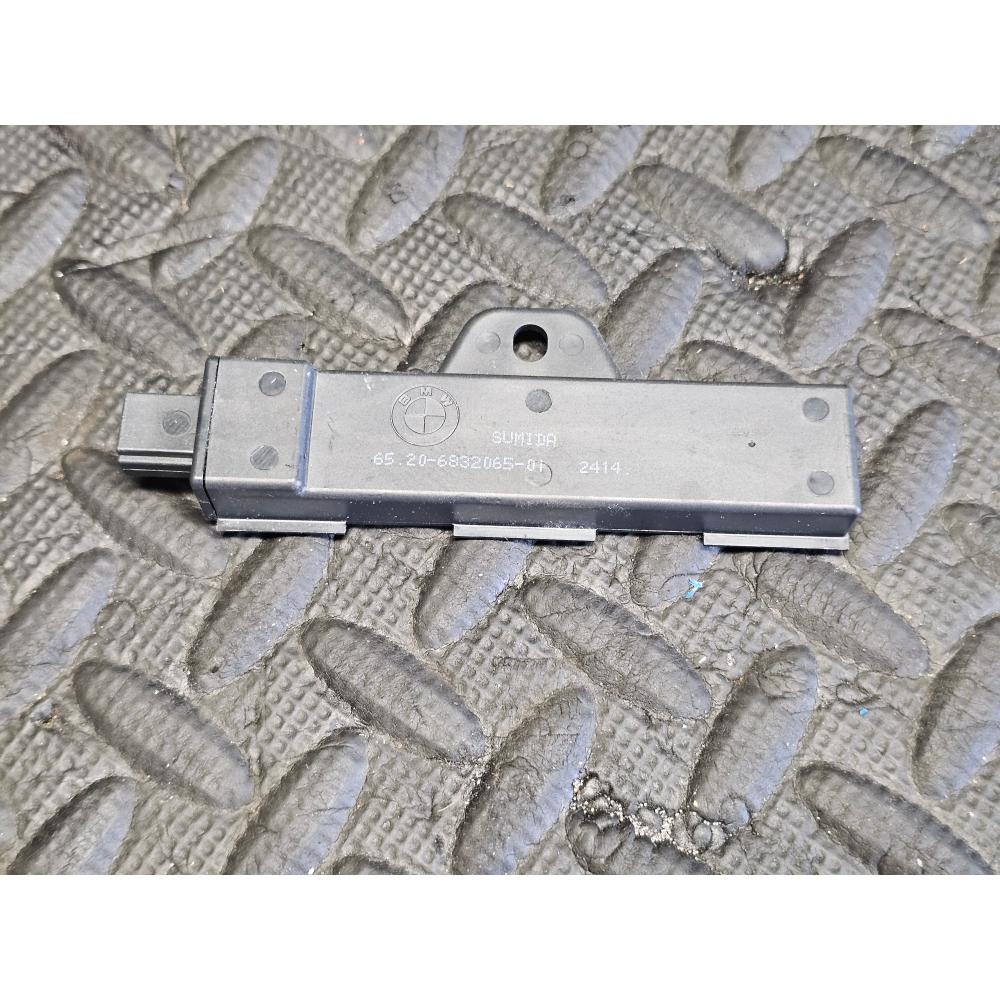 65206832065 ANTENNA RICEVITORE CHIAVE KEYLESS X5 G05 X6 G06 F44 BMW X3 (G01)(2017>)