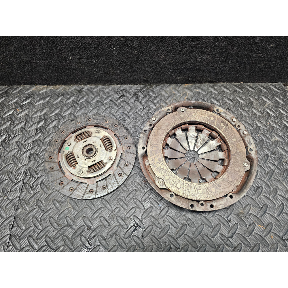 55269068 55267860 KIT DISCO FRIZIONE SPINGIDISCO ALFA FIAT LANCIA 1.2 1.4 169A4000