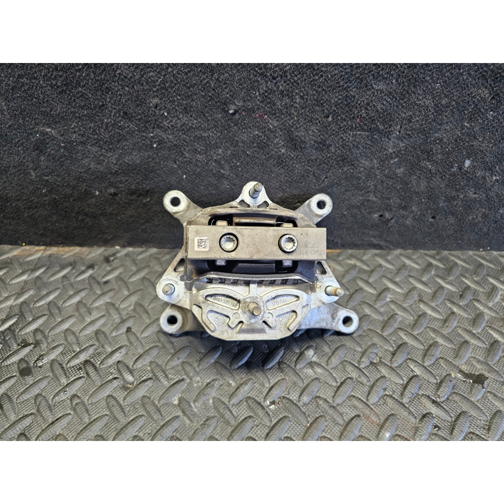 8W0399156 8W0399118C SUPPORTO MOTORE AUDI A4 (8W2,B9)(2015>) 2.0TDI