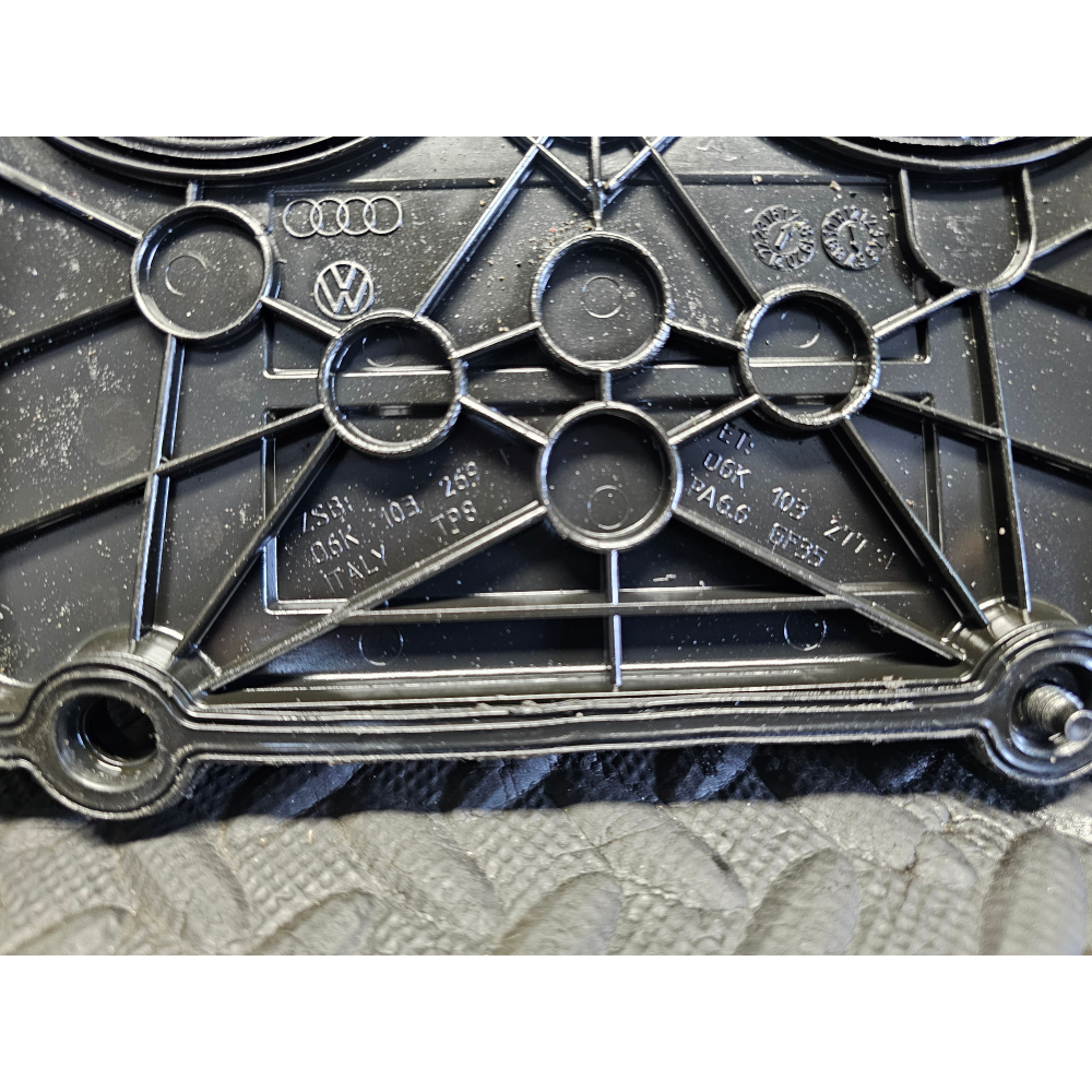 06K103277F 06K103269F COPERCHIO CINGHIA DISTRIBUZIONE AUDI SEAT SKODA VW 1.8 2.0TFSI