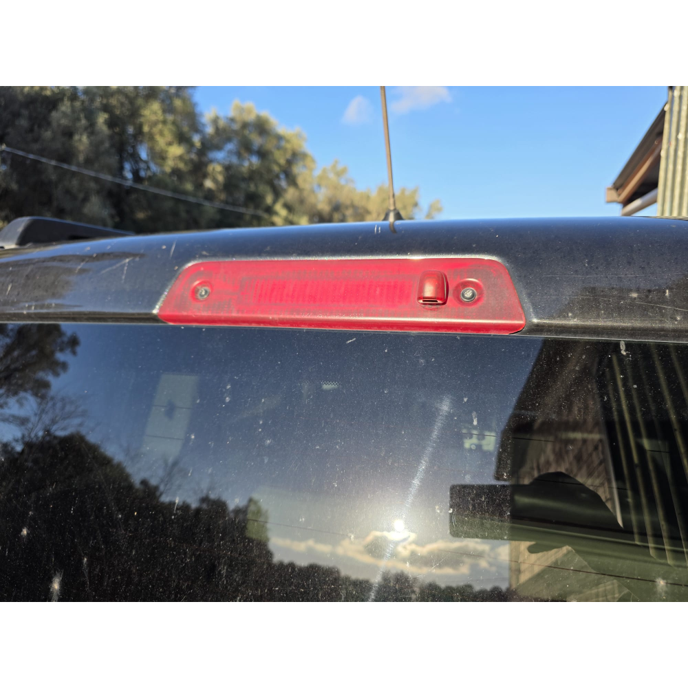 57010053AB FANALE TERZO STOP POSTERIORE JEEP CHEROKEE 4 (KK)(08-12)