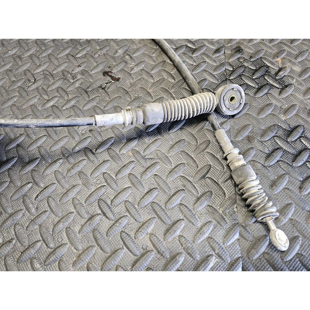 7126 CAVI LACCI COMANDO LEVA CAMBIO MARCE DAIHATSU TERIOS 2 (J2)(2006>) 1.5 VVT-I RWD 105CV 77KW COD MOT 3SZ