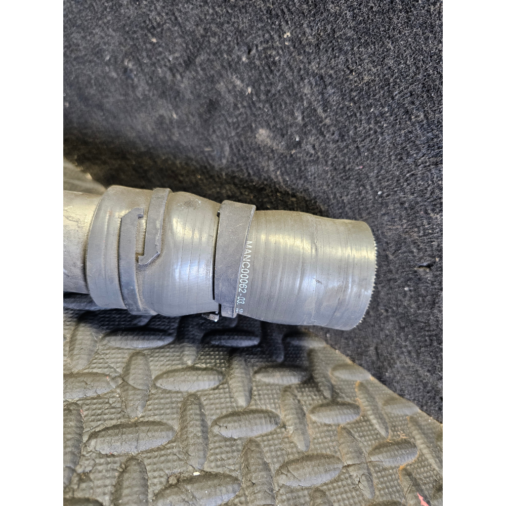 MANC00062 TUBO MANICOTTO INTERCOOLER TURBO DACIA DUSTER (2010>) 1.5 DCI 107CV 79KW K9K896