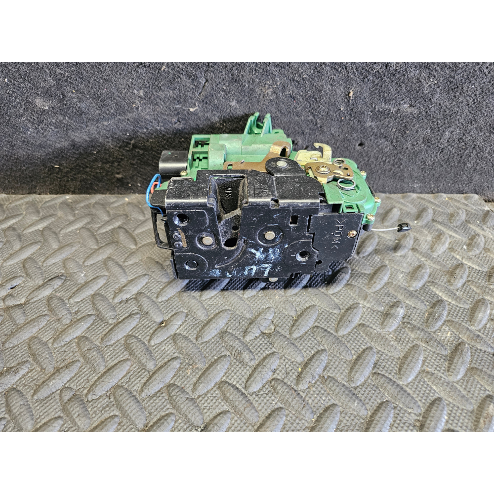 6X1837014C SERRATURA SPORTELLO ANTERIORE DESTRA VW PASSAT (B5) GOLF 4 IV 8 PIN 