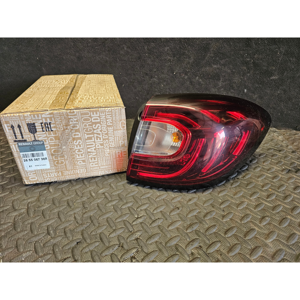 265506738R FARO FANALE STOP POSTERIORE DESTRO LED ESTERNO RENAULT CAPTUR (J5)(2017-2019)