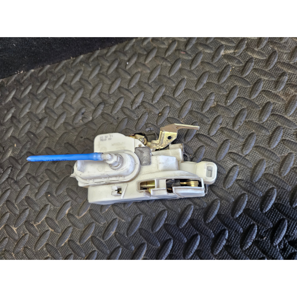 6N1837016E SERRATURA SPORTELLO ANTERIORE DESTRA VW POLO (6N1)(1994-1999)