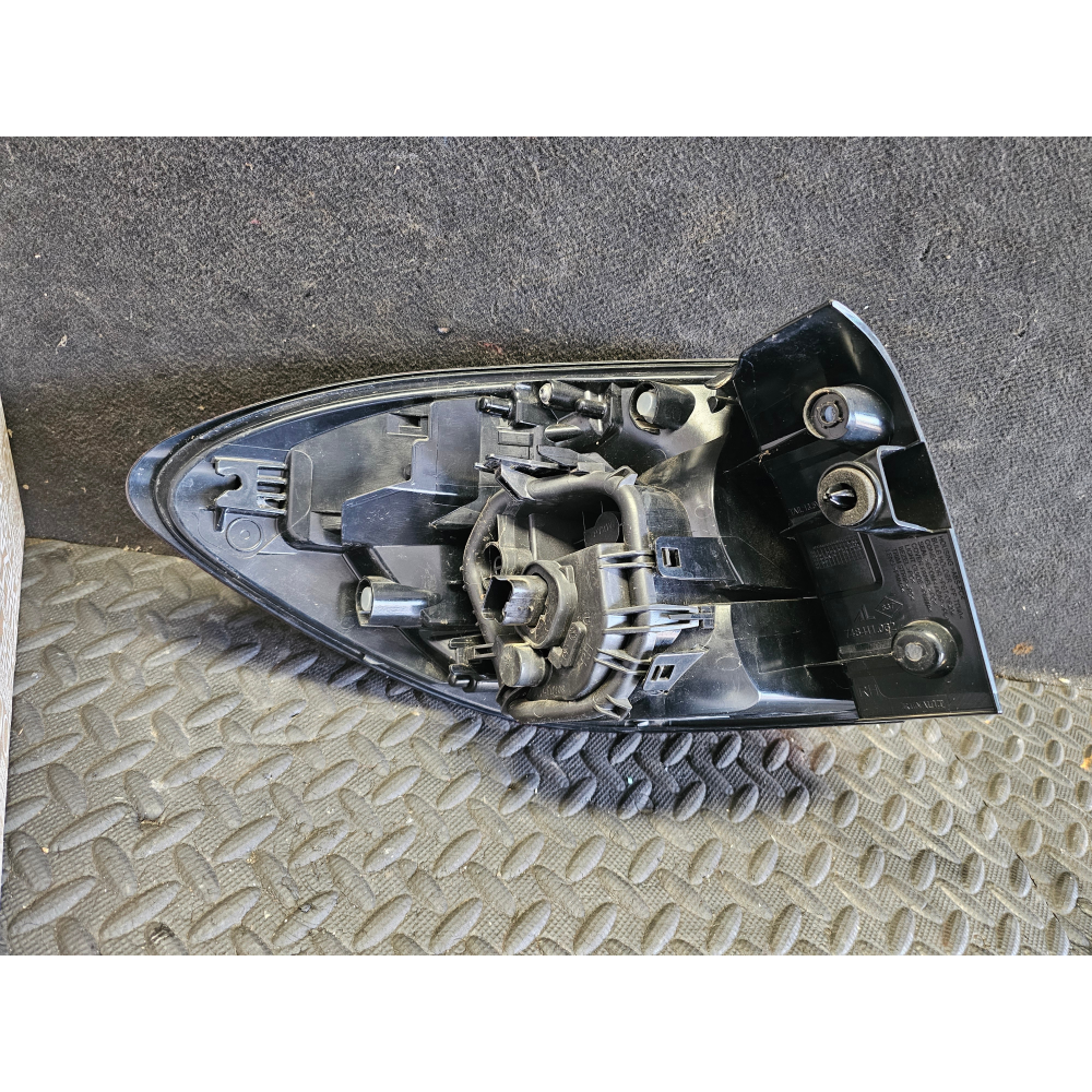 265506738R FARO FANALE STOP POSTERIORE DESTRO LED ESTERNO RENAULT CAPTUR (J5)(2017-2019)