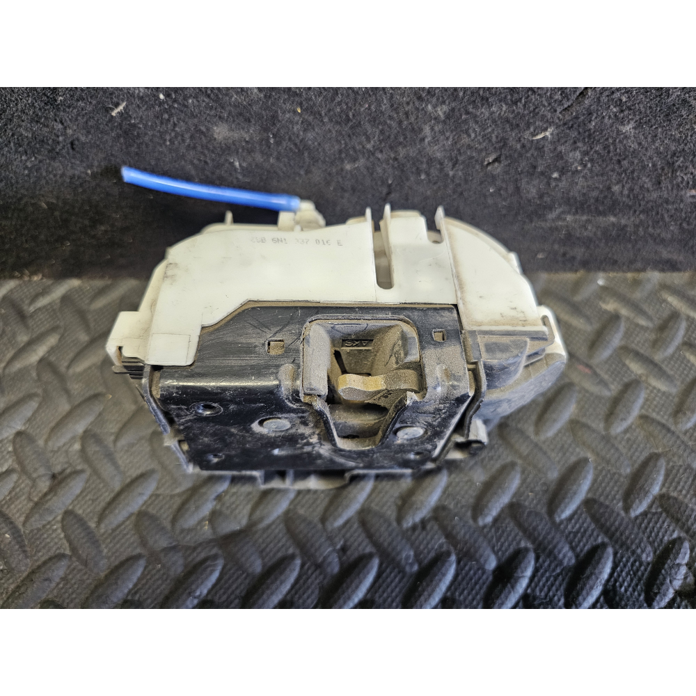 6N1837016E SERRATURA SPORTELLO ANTERIORE DESTRA VW POLO (6N1)(1994-1999)