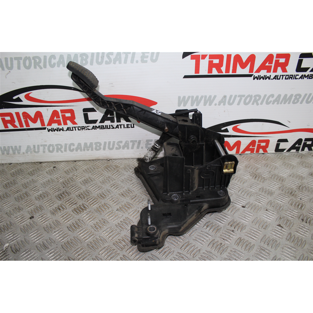 PEDALE PEDALIERA FRIZIONE PEUGEOT 407 SW (6E) [2004-2011] 9654165180