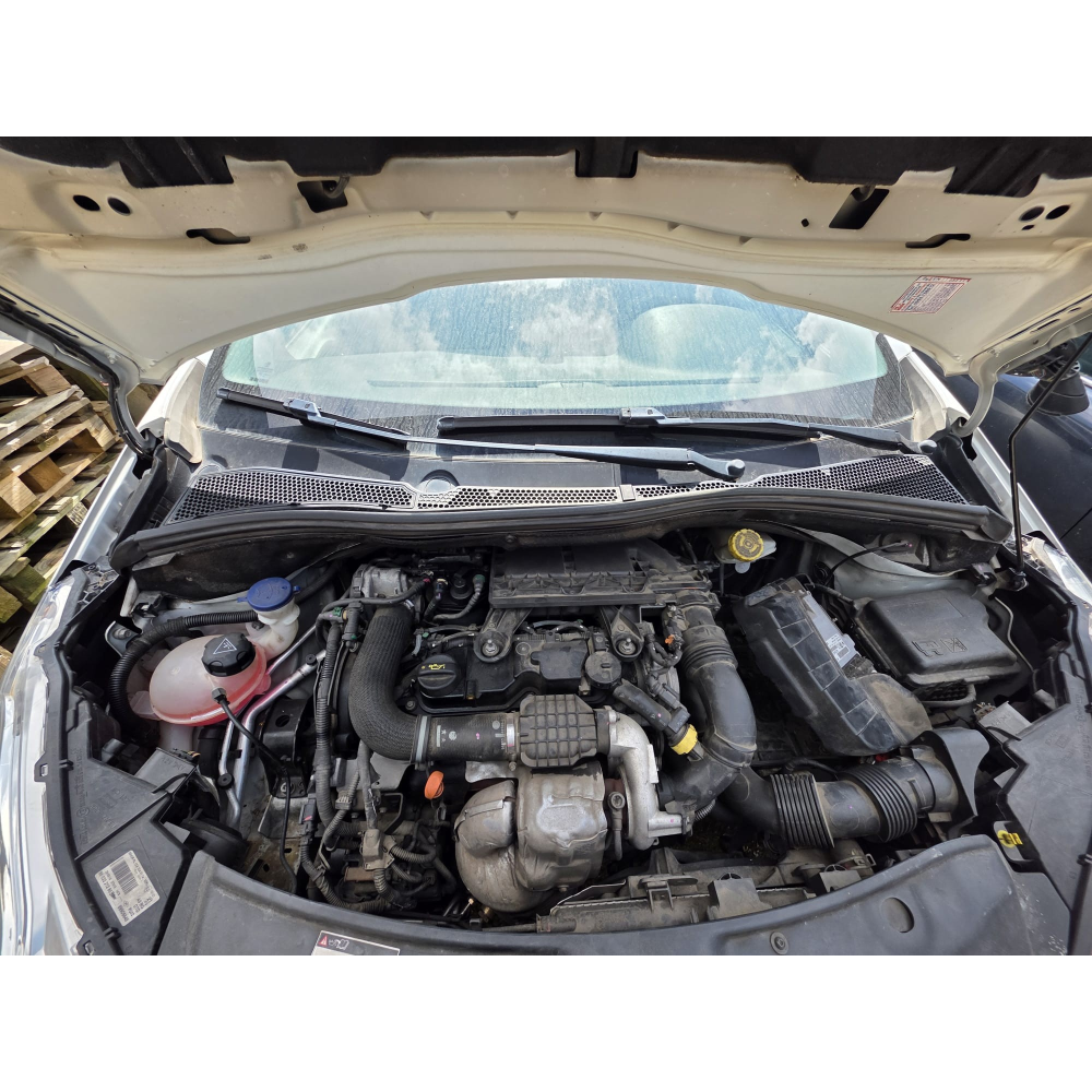 RICAMBI USATI PEUGEOT 208 I (CA,CC)(2012>) 2014 1.4HDI 68CV 50KW 8H01