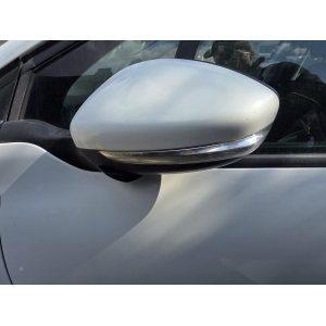 RICAMBI USATI PEUGEOT 208 I (CA,CC)(2012>) 2014 1.4HDI 68CV 50KW 8H01