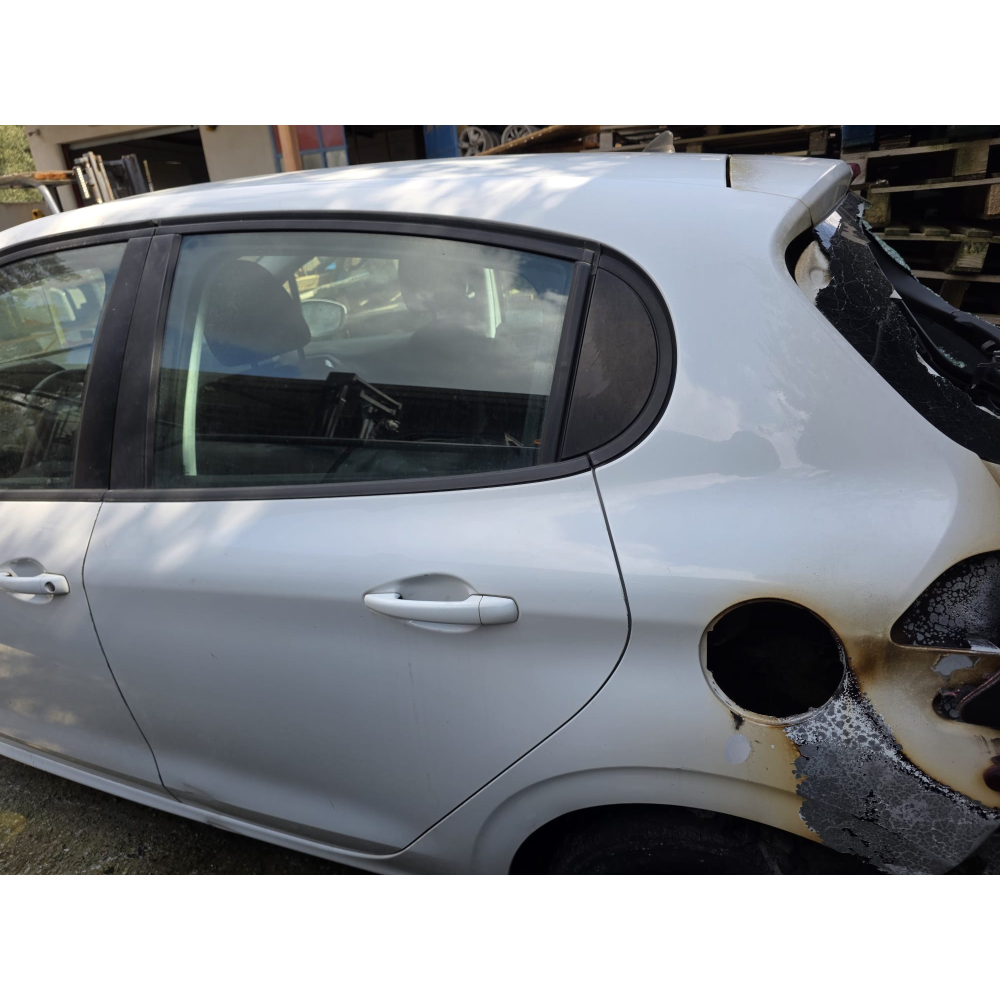 RICAMBI USATI PEUGEOT 208 I (CA,CC)(2012>) 2014 1.4HDI 68CV 50KW 8H01