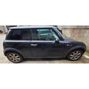 51361166579 VETRO CRISTALLO FISSO POSTERIORE DESTRO MINI COOPER (R50,R53)(01-06) OSCURATO