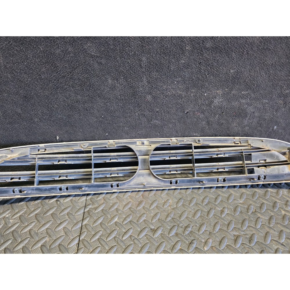 51137116964 51137116963 MASCHERINA GRIGLIA ANTERIORE MINI COOPER (R50,R53)(01-06)