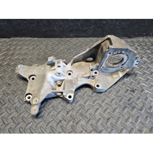 03L903143K SUPPORTO MOTORE POMPA GASOLIO VW GOLF 6 VI (5K1)(2008-2013) 1.6 TDI 105CV 77KW COD MOTORE: CAYC