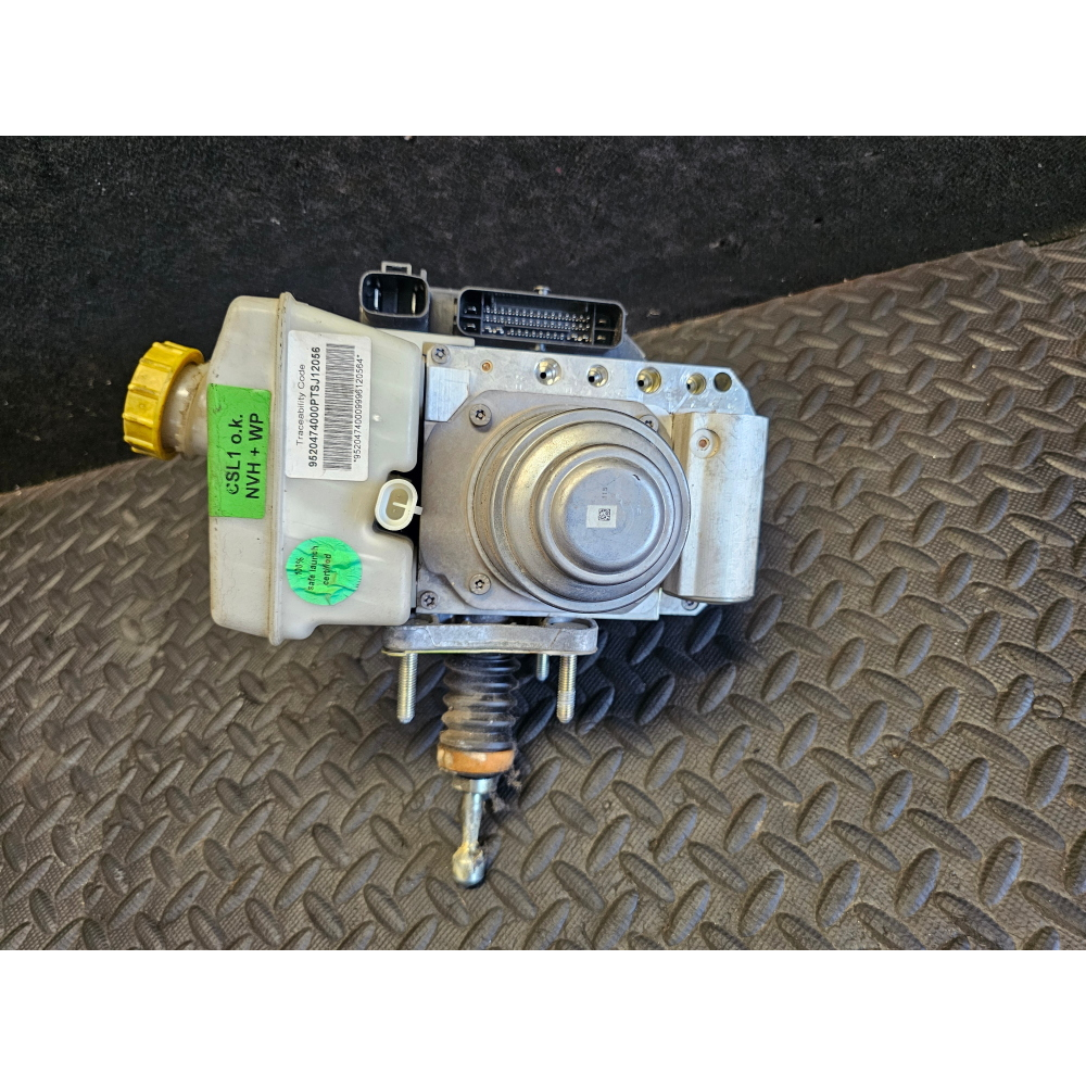 28.5540-1047.3 50541725 POMPA CENTRALINA ABS ALFA ROMEO GIULIA 2 (952)(2015>) 2.2D 110KW 150CV 55266388
