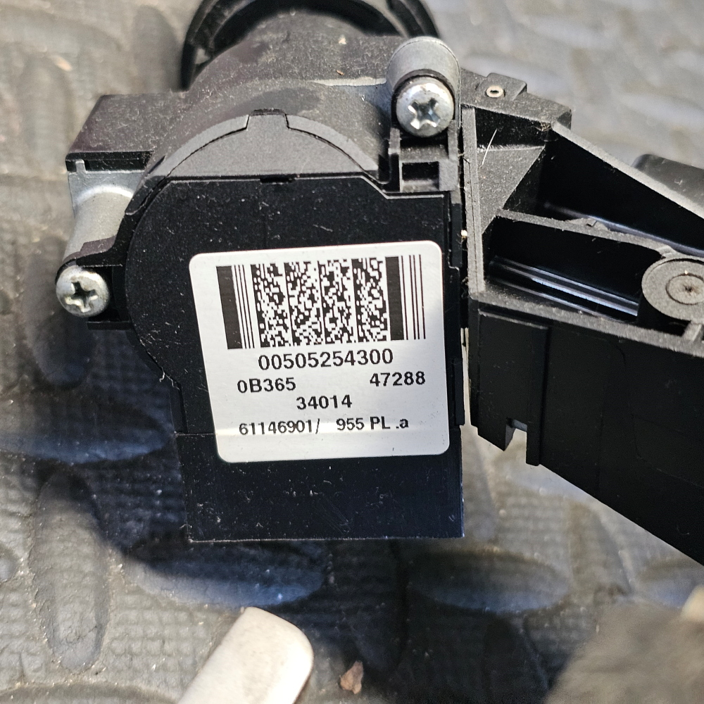 50525430 BLOCCHETTO ACCENSIONE BLOCCASTERZO CON CHIAVE FIAT 500L (351,352)(2012>)
