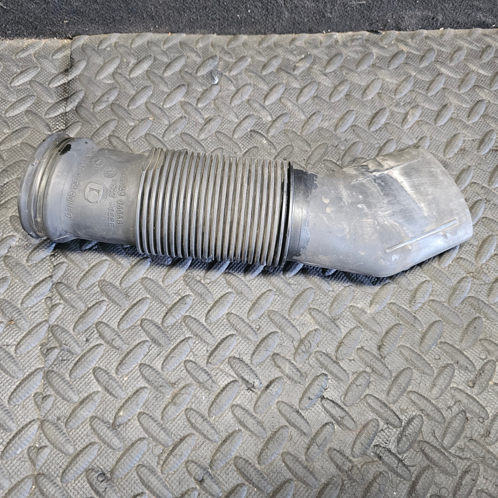 51885143 TUBO MANICOTTO ASPIRAZIONE ARIA FIAT 500L (351,352)(2012>) 1.3 MULTIJET 84CV 199B4000